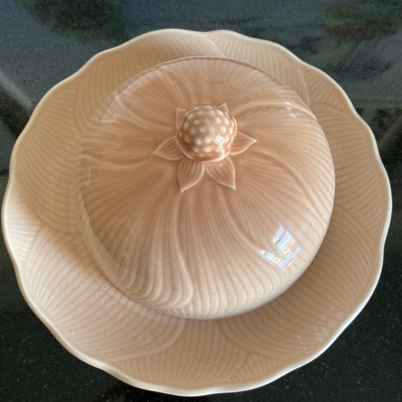 Vintage 1988 Mikasa butter dish - Picture 3 of 10